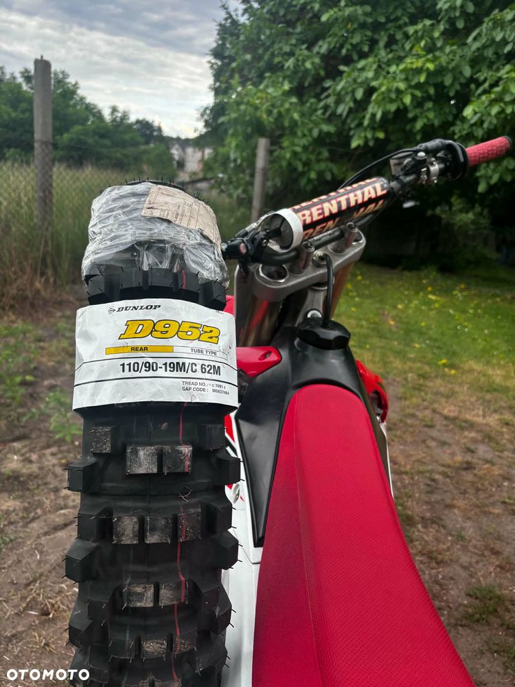 Honda CRF - 8