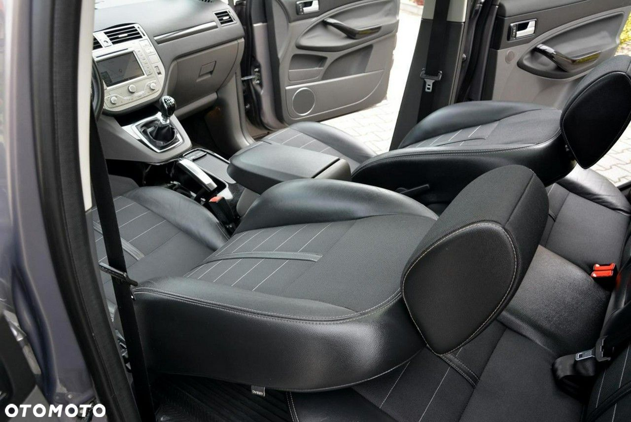 Ford Kuga 2.0 TDCi 4WD Titanium Plus - 23