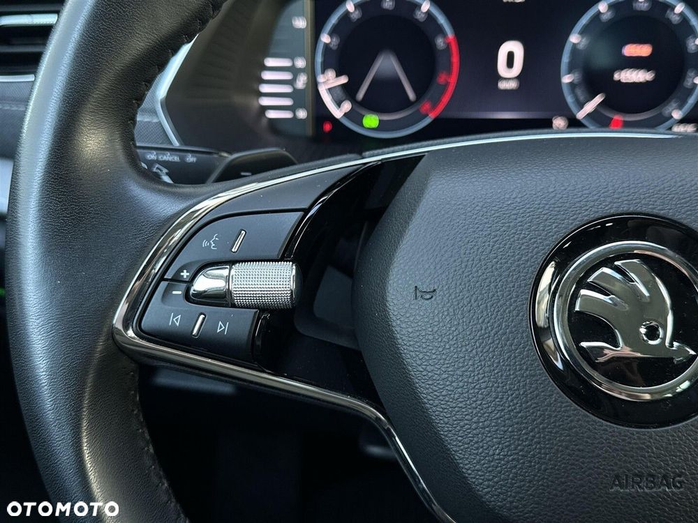 Skoda Octavia 2.0 TSI 4x4 Style DSG - 21