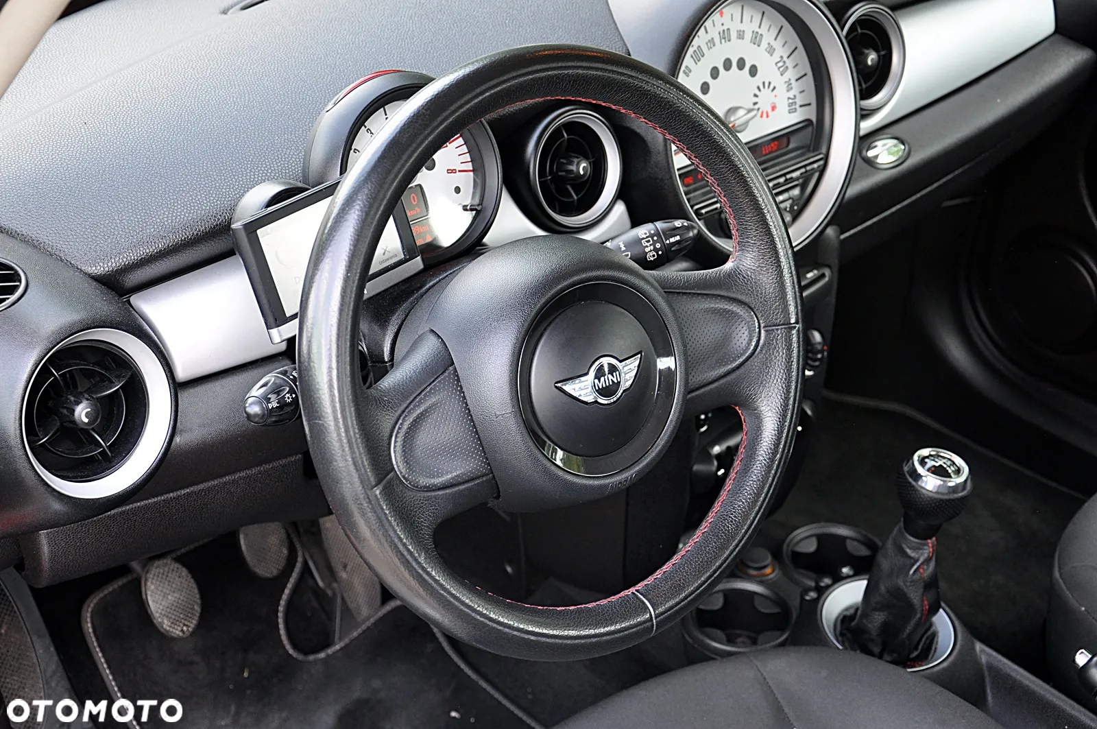 MINI ONE Standard - 14