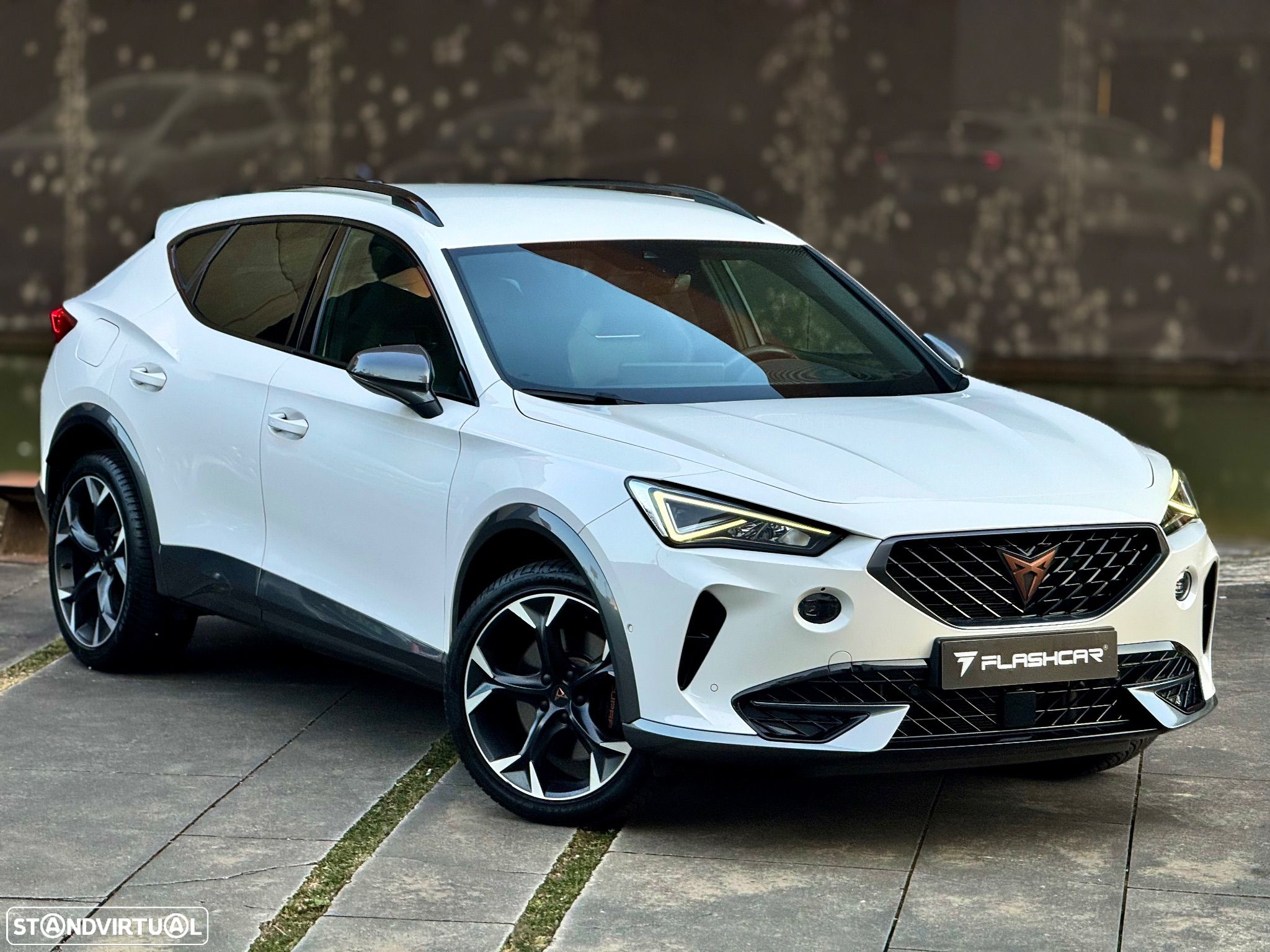 Cupra Formentor 1.4 e-Hybrid DSG VZ - 1