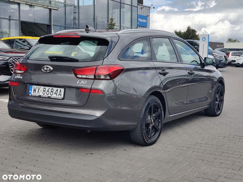 Hyundai i30 1.4 Classic + - 5