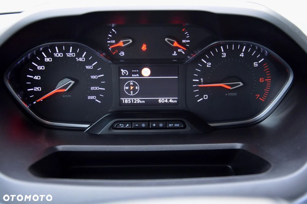 Peugeot Rifter BlueHDI 100 L1 Allure Pack - 39