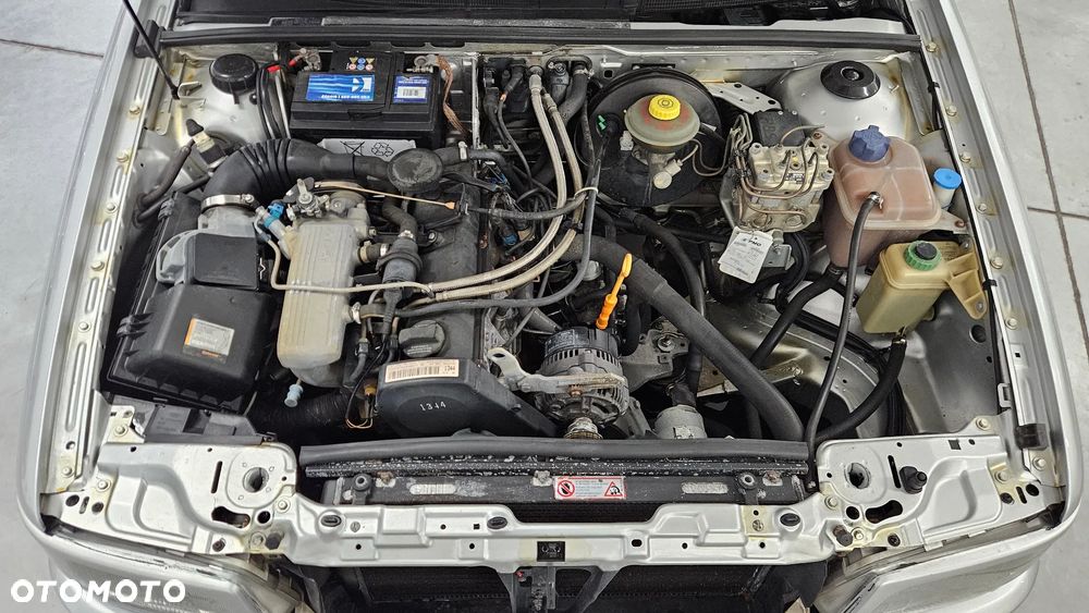 Audi 80 2.0 E - 38