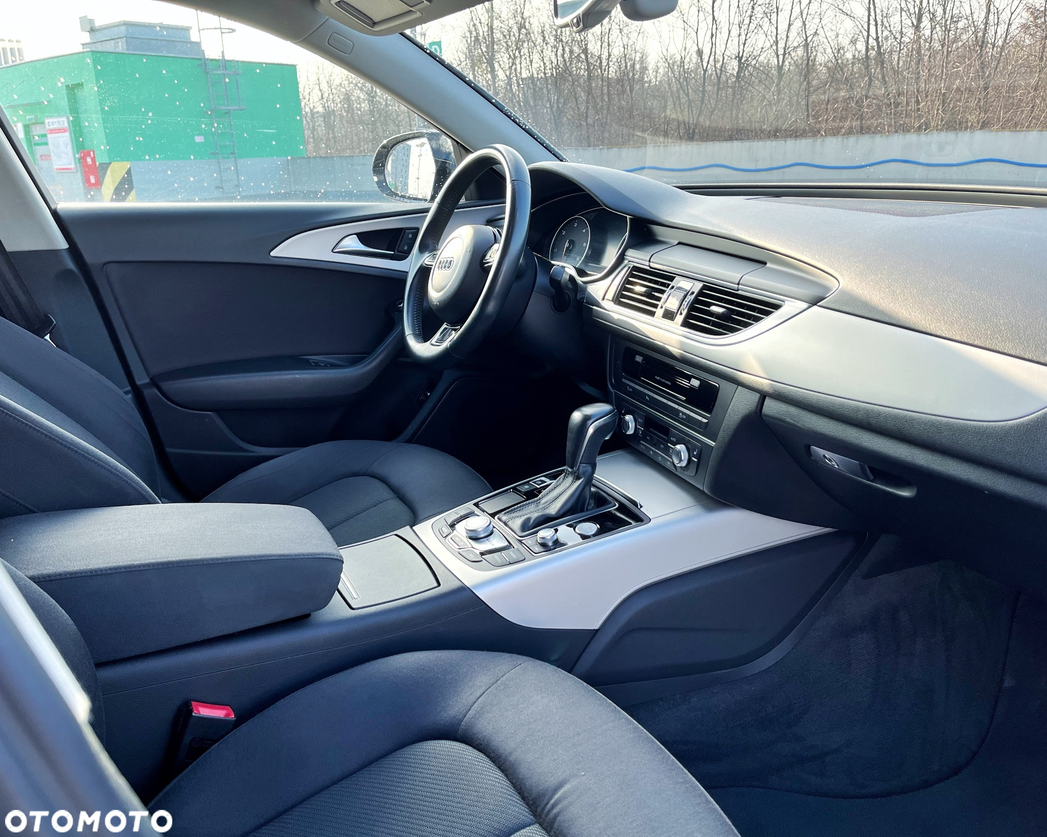 Audi A6 Avant 2.0 TDI Ultra S tronic - 17