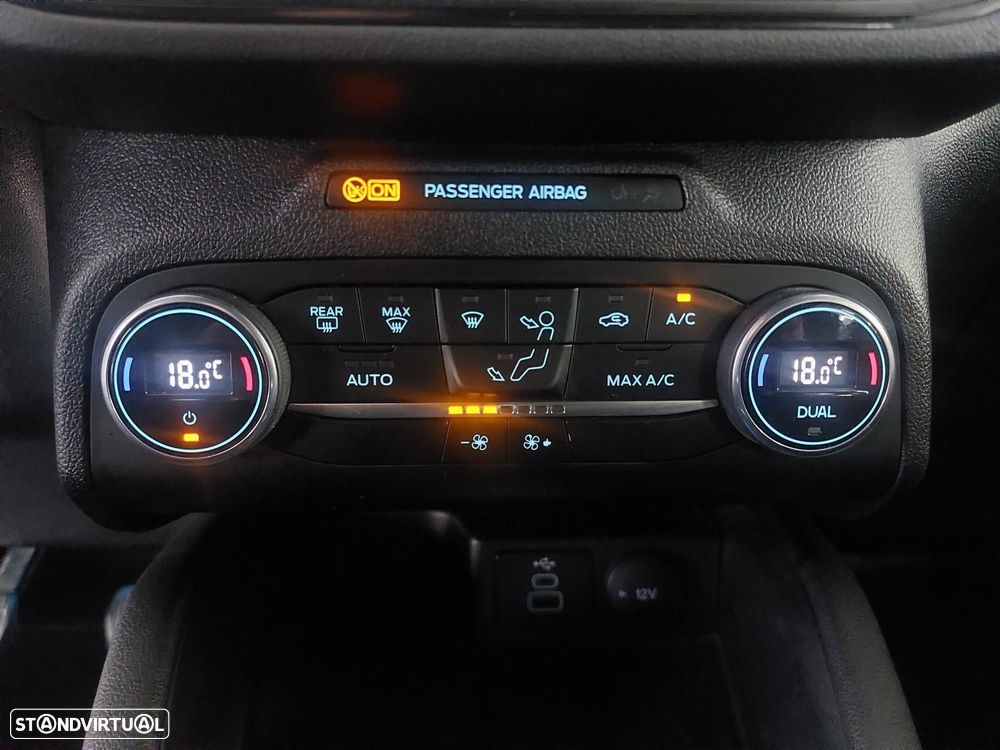 Ford Kuga 1.5 EcoBoost ST-Line - 31