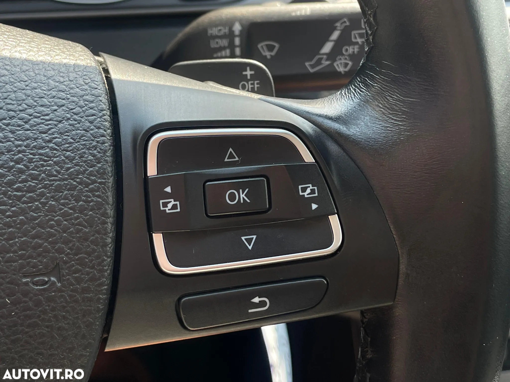 Volkswagen Passat Variant 2.0 TDI DSG BlueMotion Technology Comfortline - 16