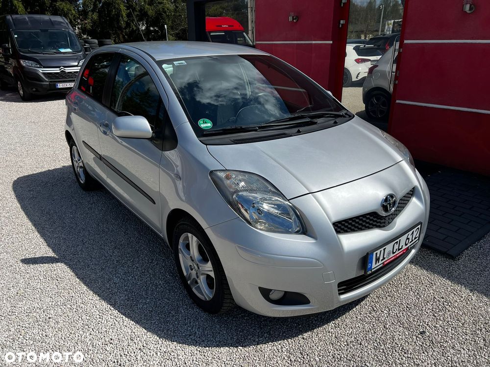 Toyota Yaris 1.33 VVT-i Executive - 1