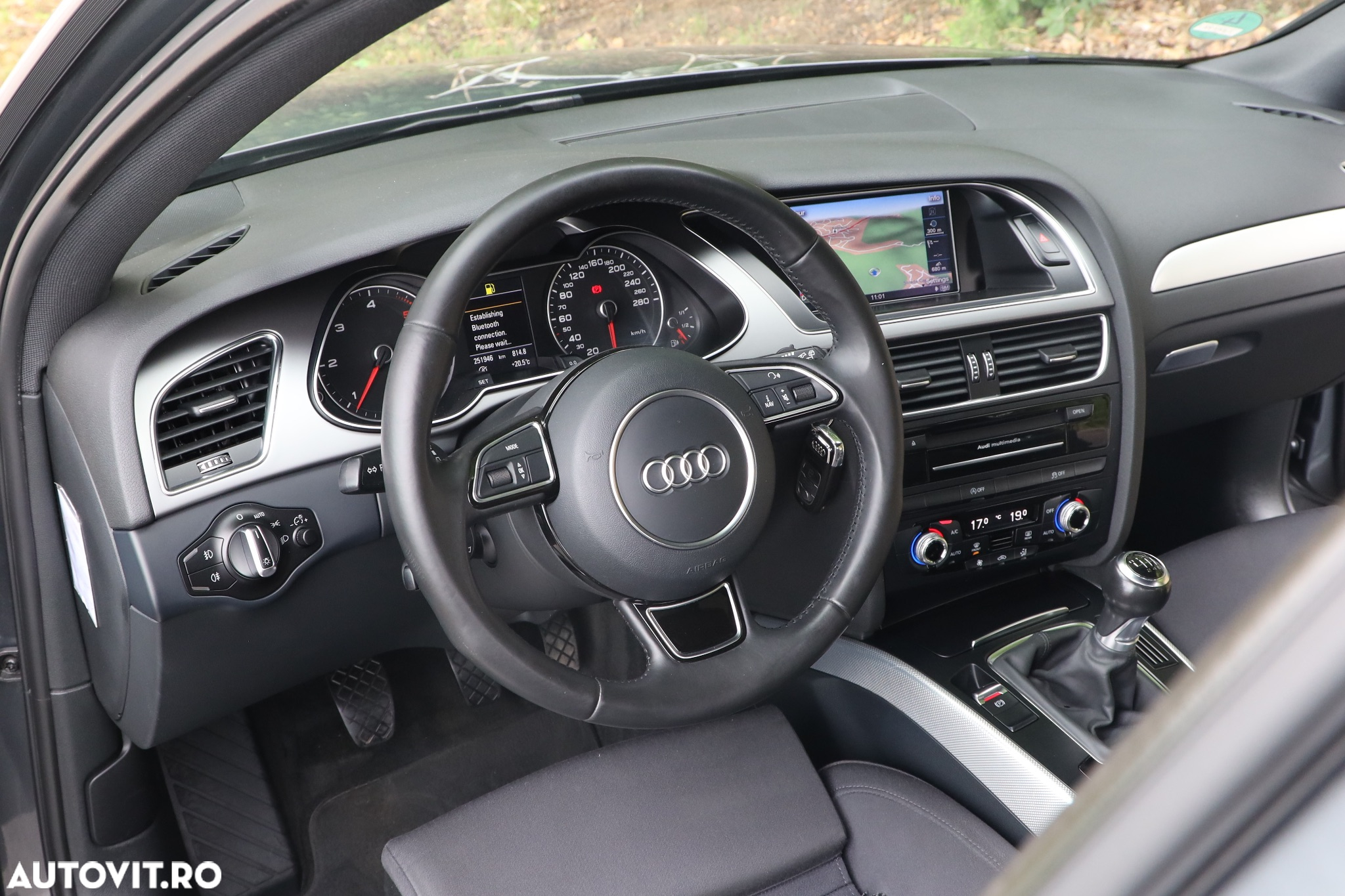 Audi A4 2.0 TDI DPF S line Sportpaket - 6