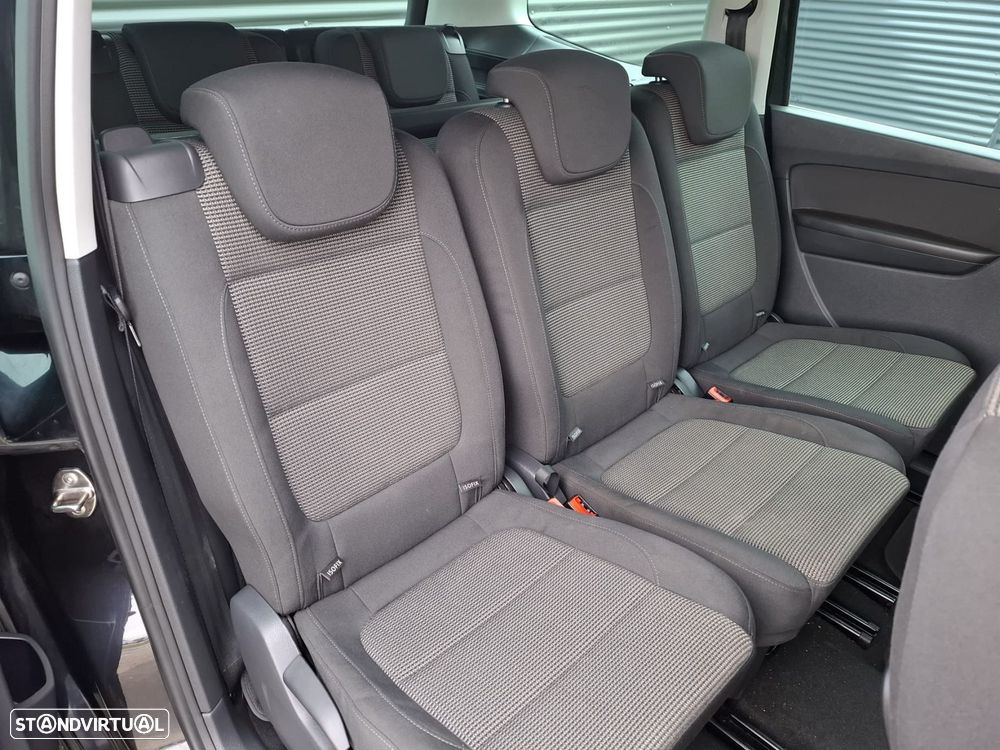 VW Sharan 2.0 TDI Confortline - 34