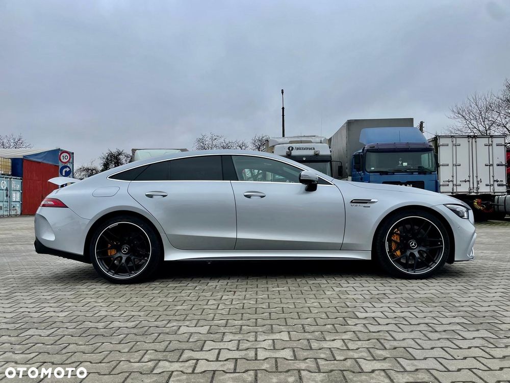 Mercedes-Benz AMG GT 63 S 4-Matic+ - 11