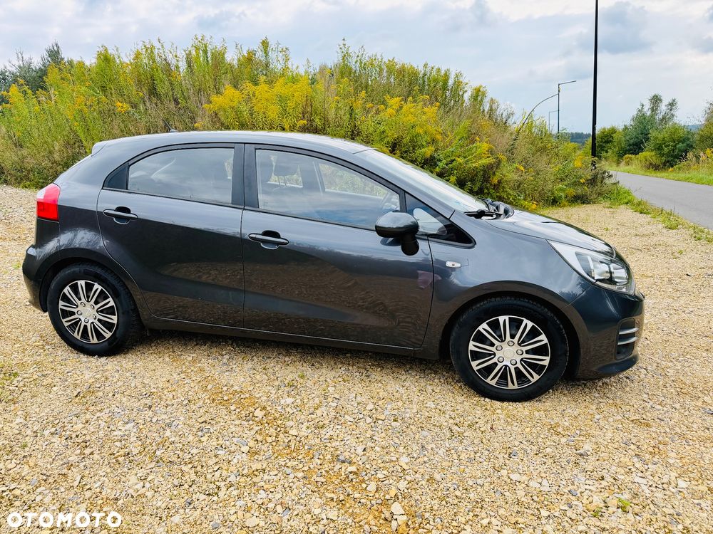 Kia Rio 1.2 Business Line - 10