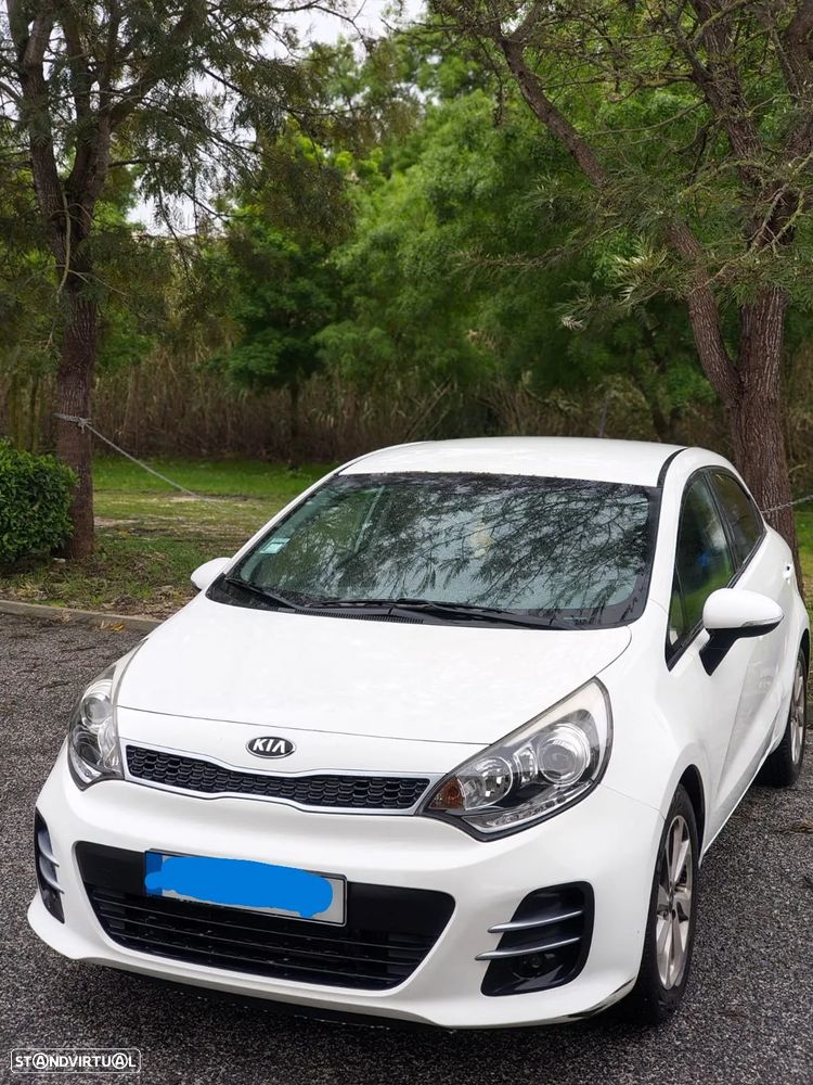 Kia Rio - 2