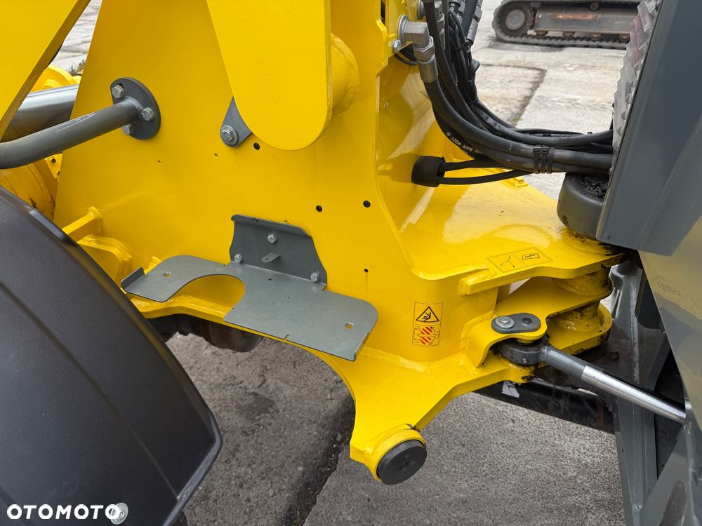 Wacker Neuson Ładowarka WL52 - 24