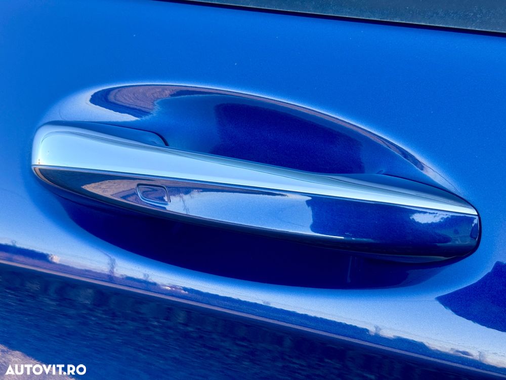 Mercedes-Benz GLC - 22