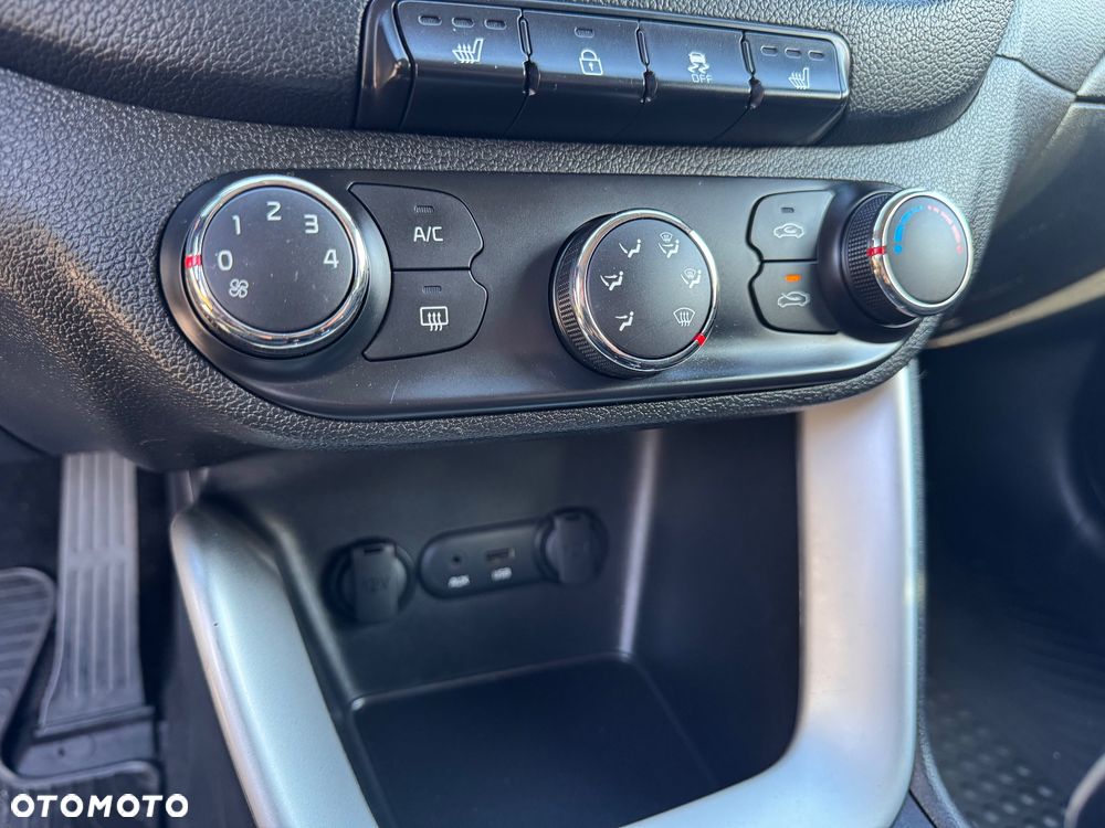 Kia Ceed 1.6 CRDi 128 Dream-Team Edition - 21