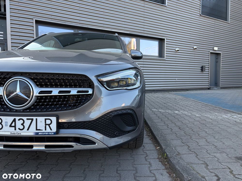 Mercedes-Benz GLA 200 Business Edition - 8