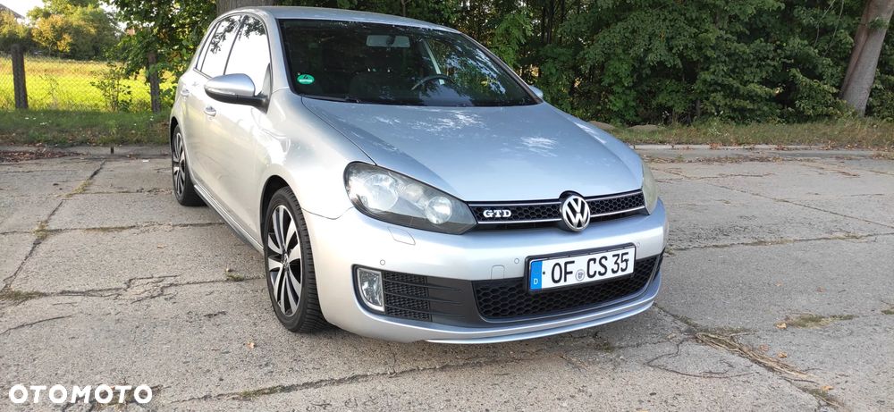 Volkswagen Golf - 35