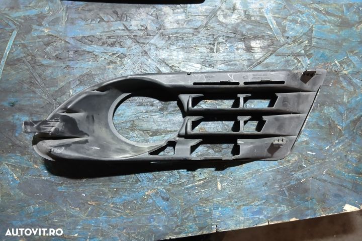 Grila proiector dreapta 5M0853665C 5M0853665C Volkswagen VW Golf 5 [2 - 2