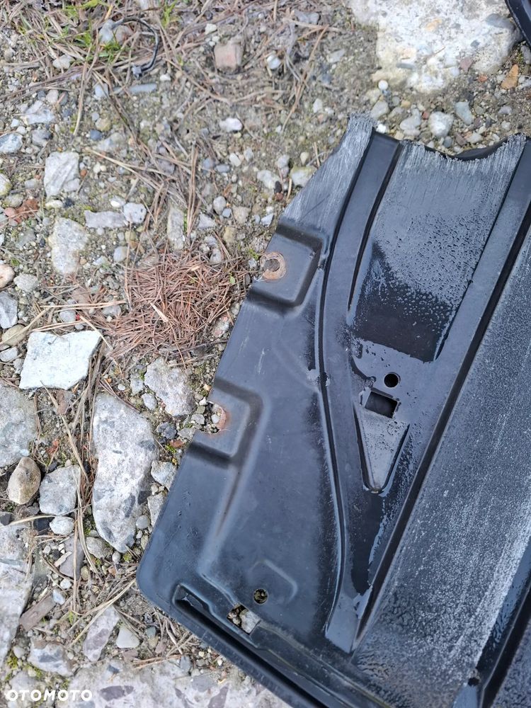 OSLONA PODWOZIA SILNIKA BMW E90 E91 SLASK WYSYLKA - 2