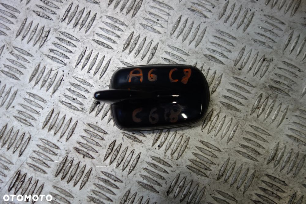 ANTENA AUDI A6 C8 - 1