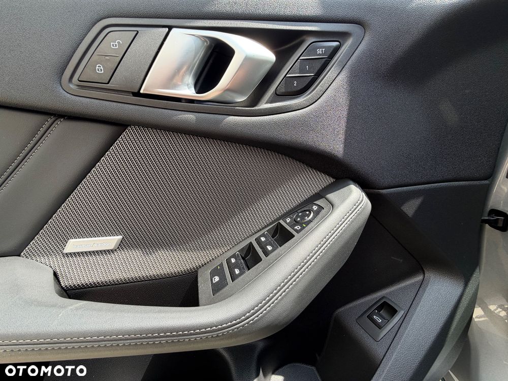 BMW Seria 1 120d M Sport Shadow sport - 9