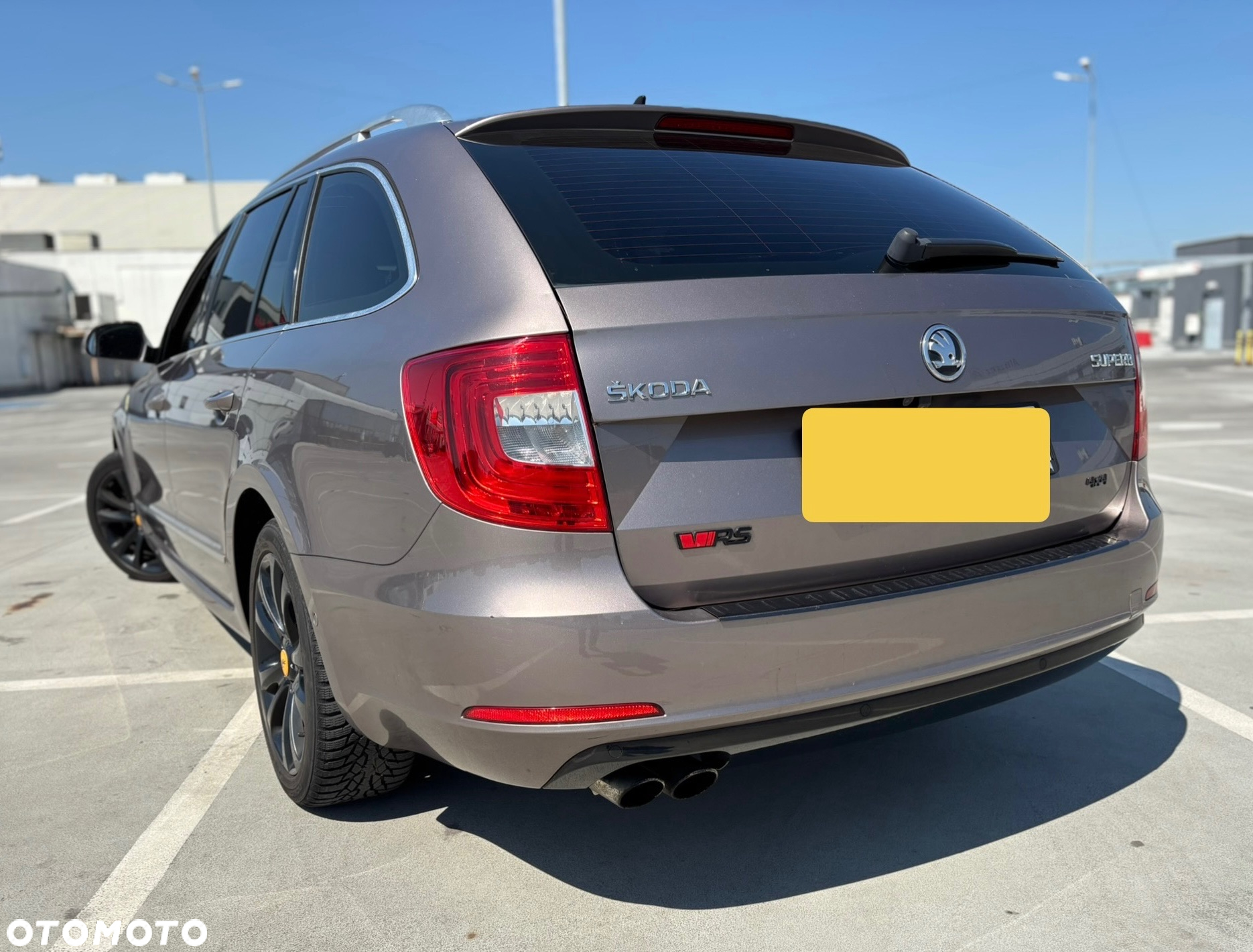 Skoda Superb 2.0 TDI Elegance DSG - 8