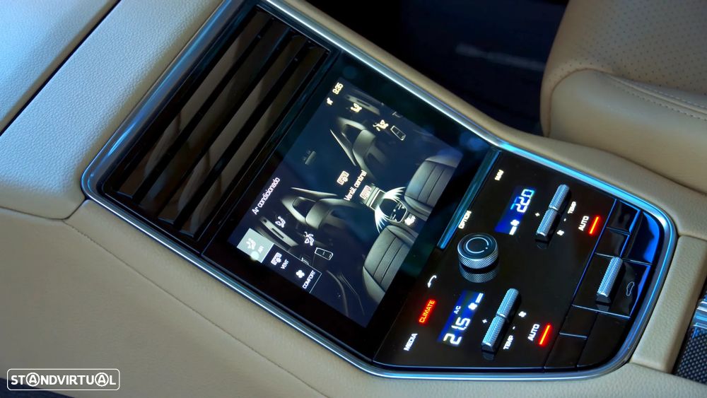 Porsche Panamera 4 S - 46