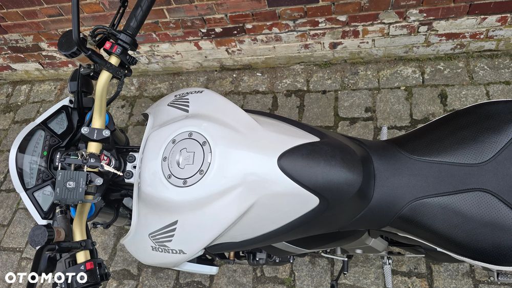 Honda CB - 13