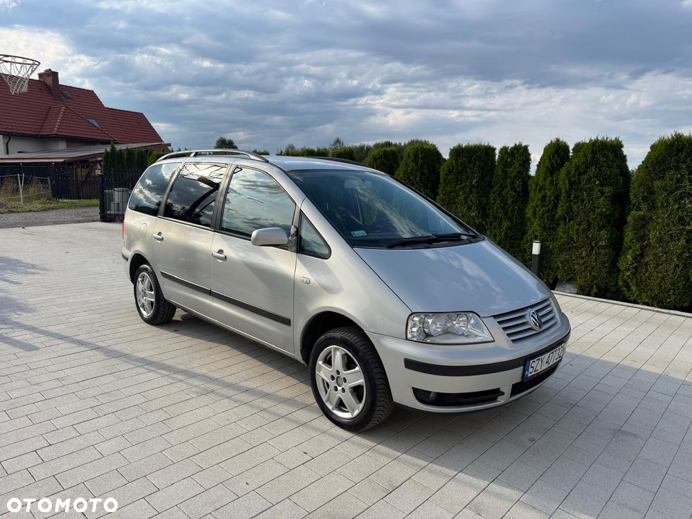 Volkswagen Sharan 1.9 TDI Comfortline - 2