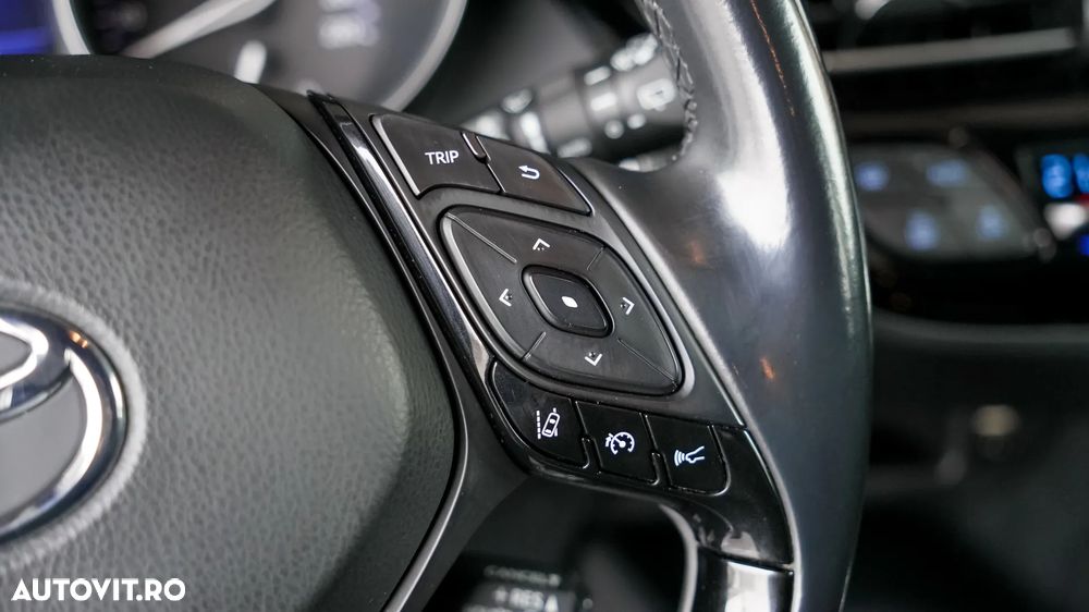 Toyota C-HR 1.8 HSD 122 CP 4x2 CVT Style - 15