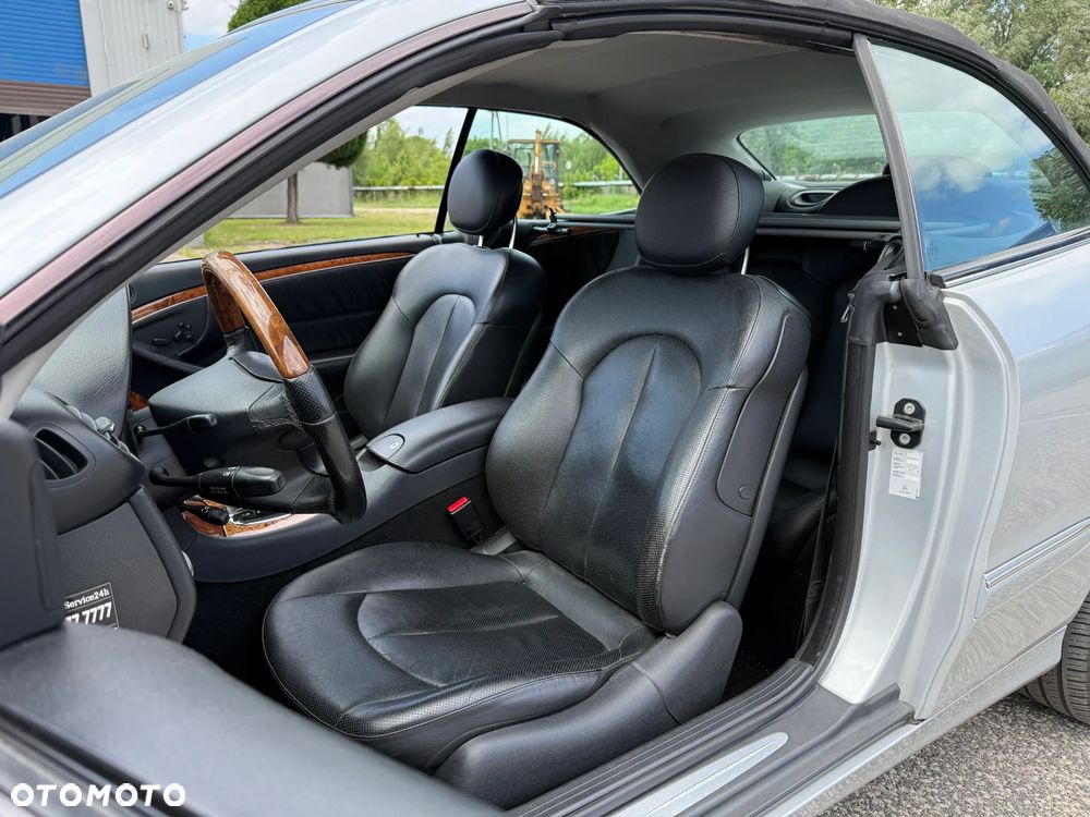 Mercedes-Benz CLK 320 CDI 7G-TRONIC Elegance - 3