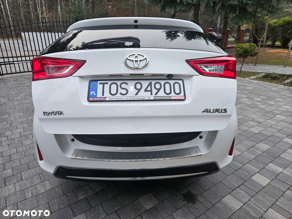 Toyota Auris - 25