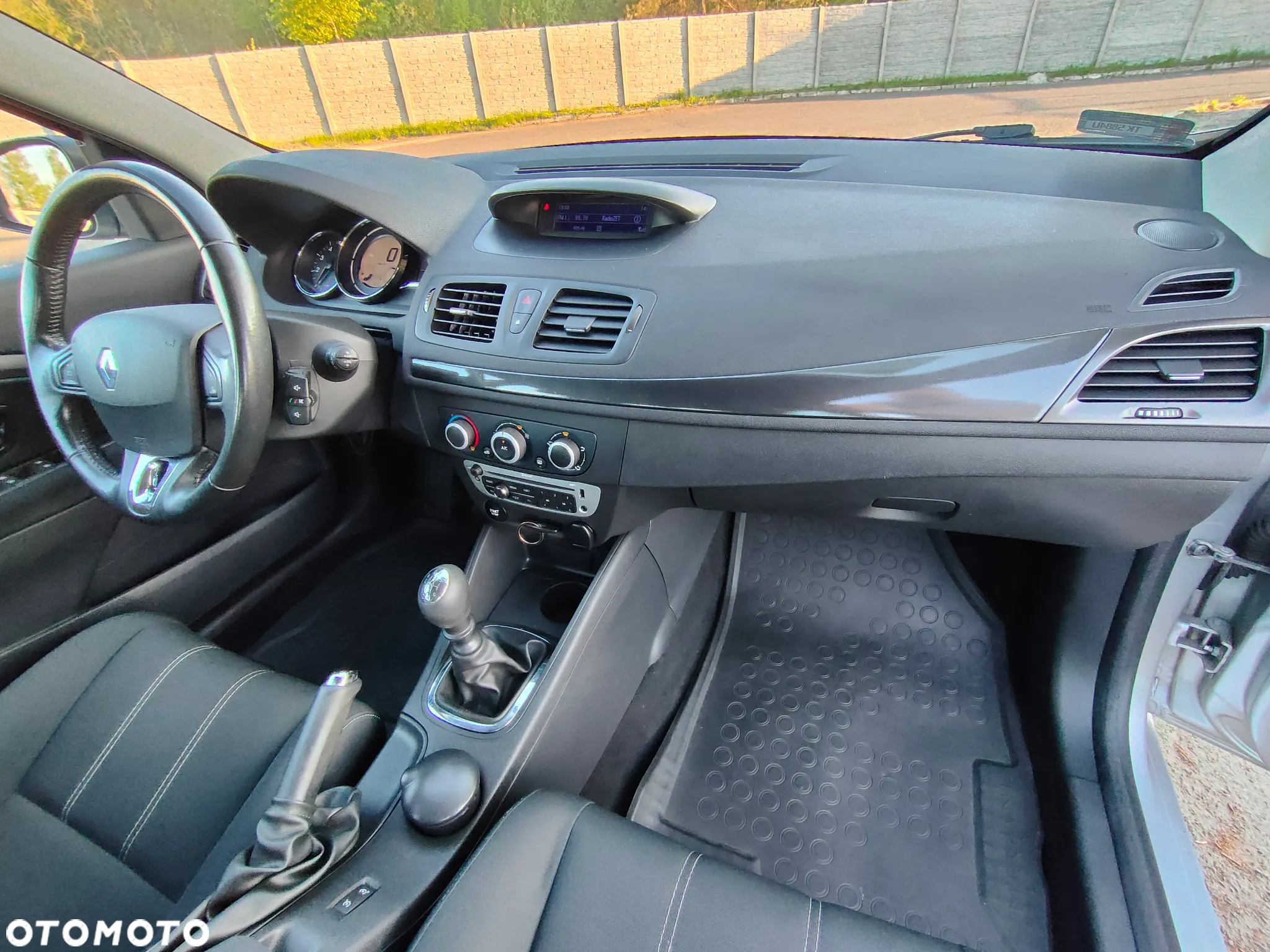 Renault Megane 1.5 Blue dCi Life - 14