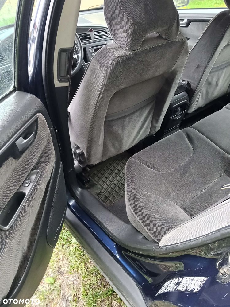 Volvo S60 - 11