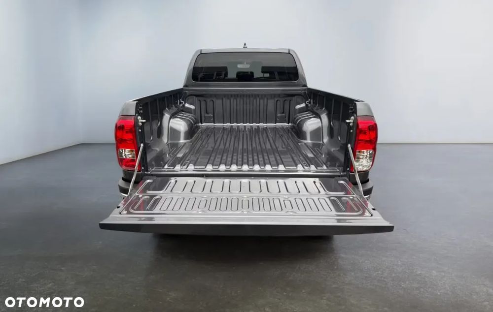 Toyota Hilux 2.8 D-4D Double Cab Active 4x4 - 6