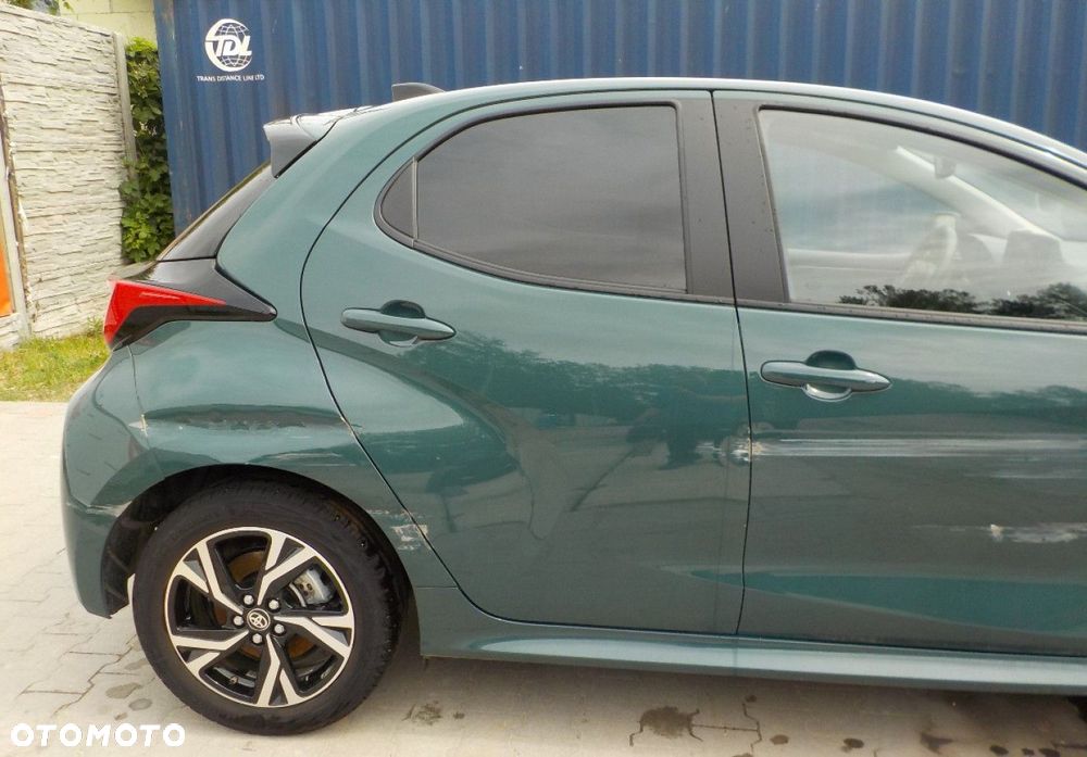 Toyota Yaris - 12