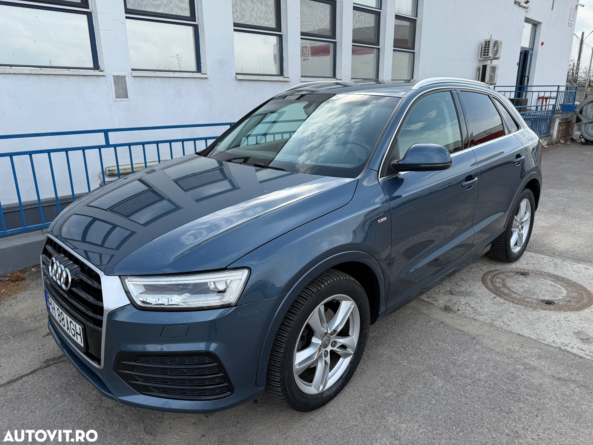 Audi Q3 2.0 TDI Quattro Stronic Design - 3