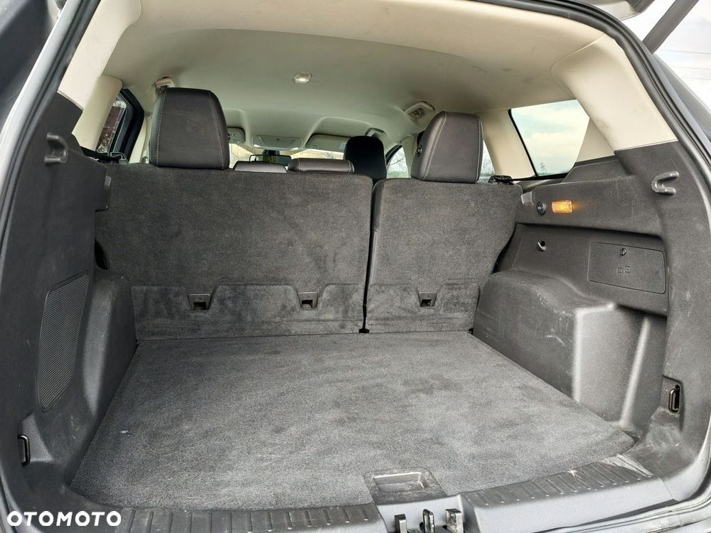 Ford Escape 2.0 EcoBoost AWD Titanium - 17