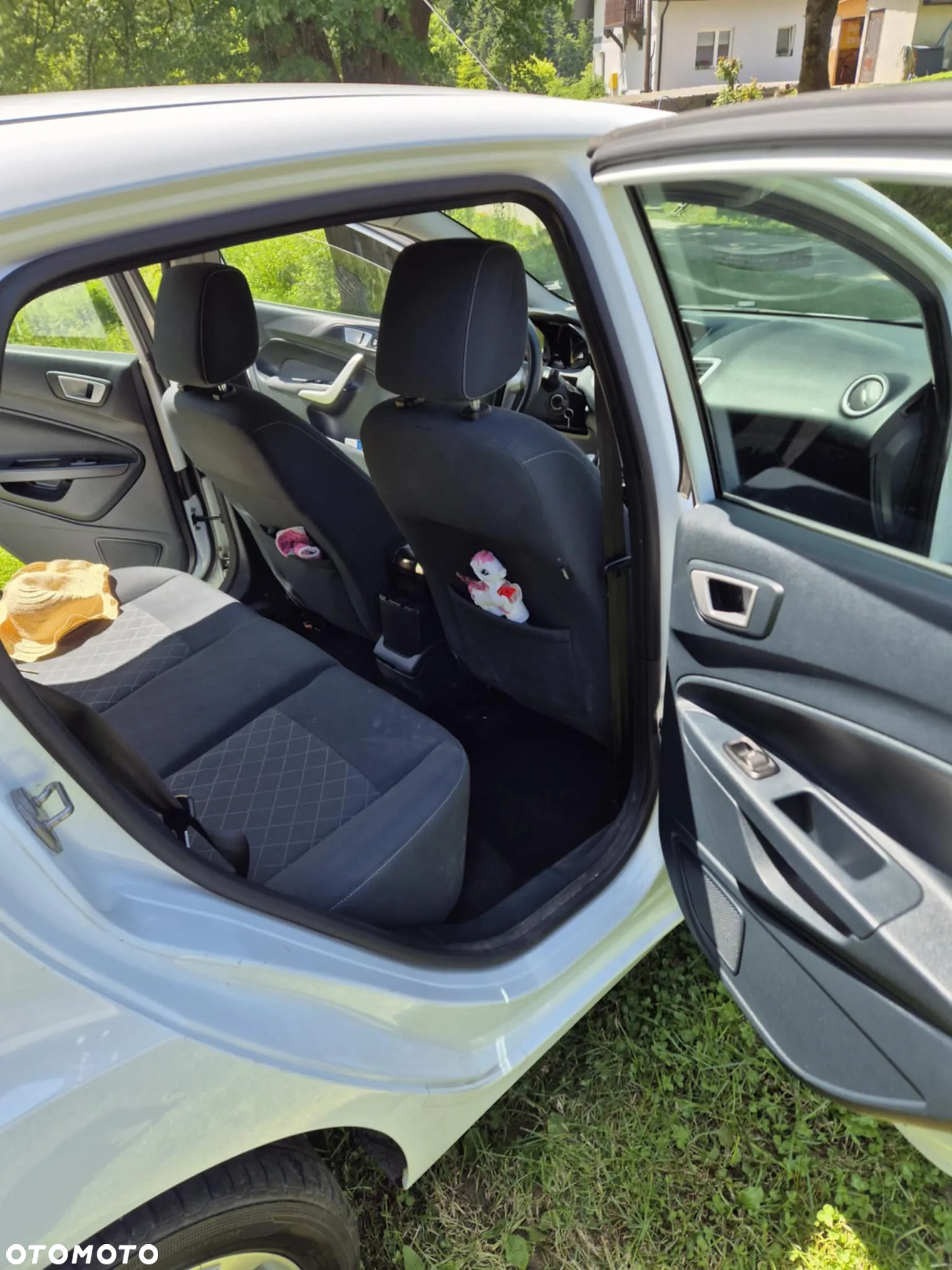 Ford Fiesta - 12