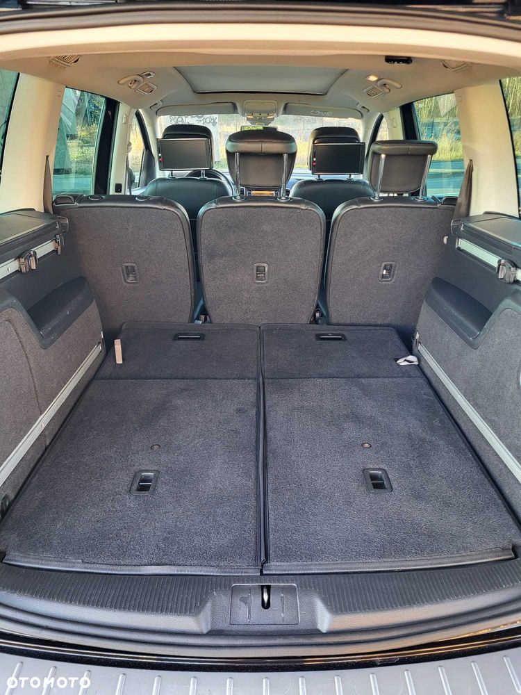 Volkswagen Sharan - 8