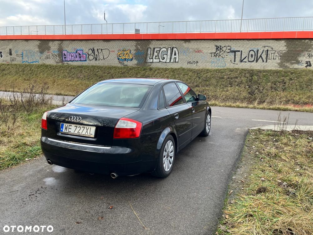 Audi A4 Limousine 1.8T - 4