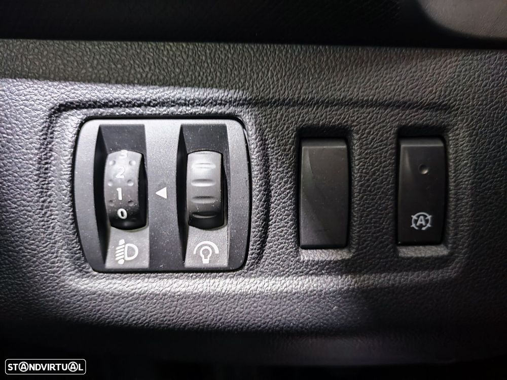 Renault Clio Sport Tourer 0.9 TCe Limited - 10