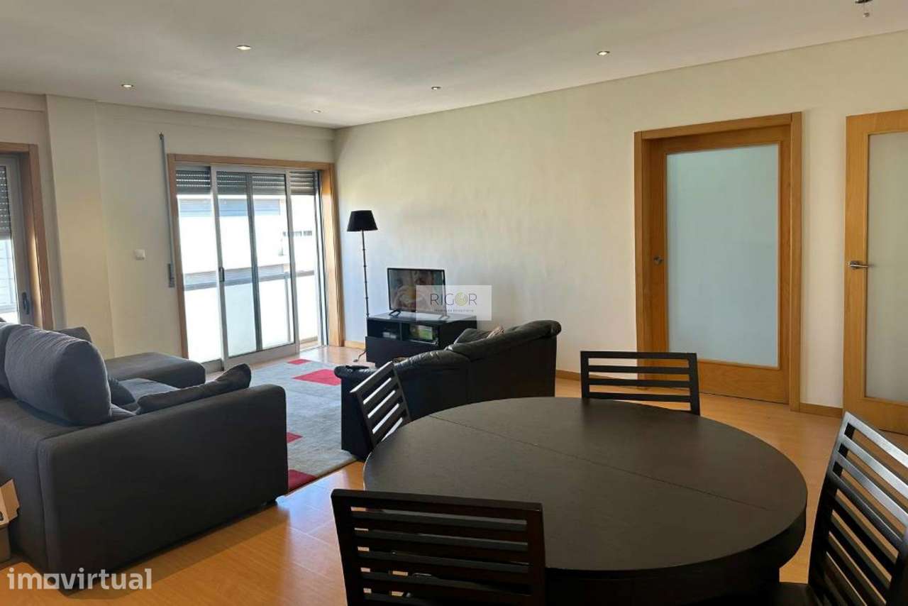 Apartamento T3 no último piso com 2 frentes de orientação na Cidade da - Grande imagem: 3/21