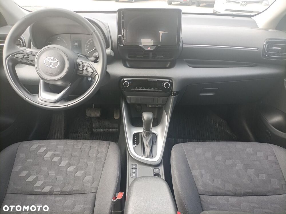 Toyota Yaris - 9