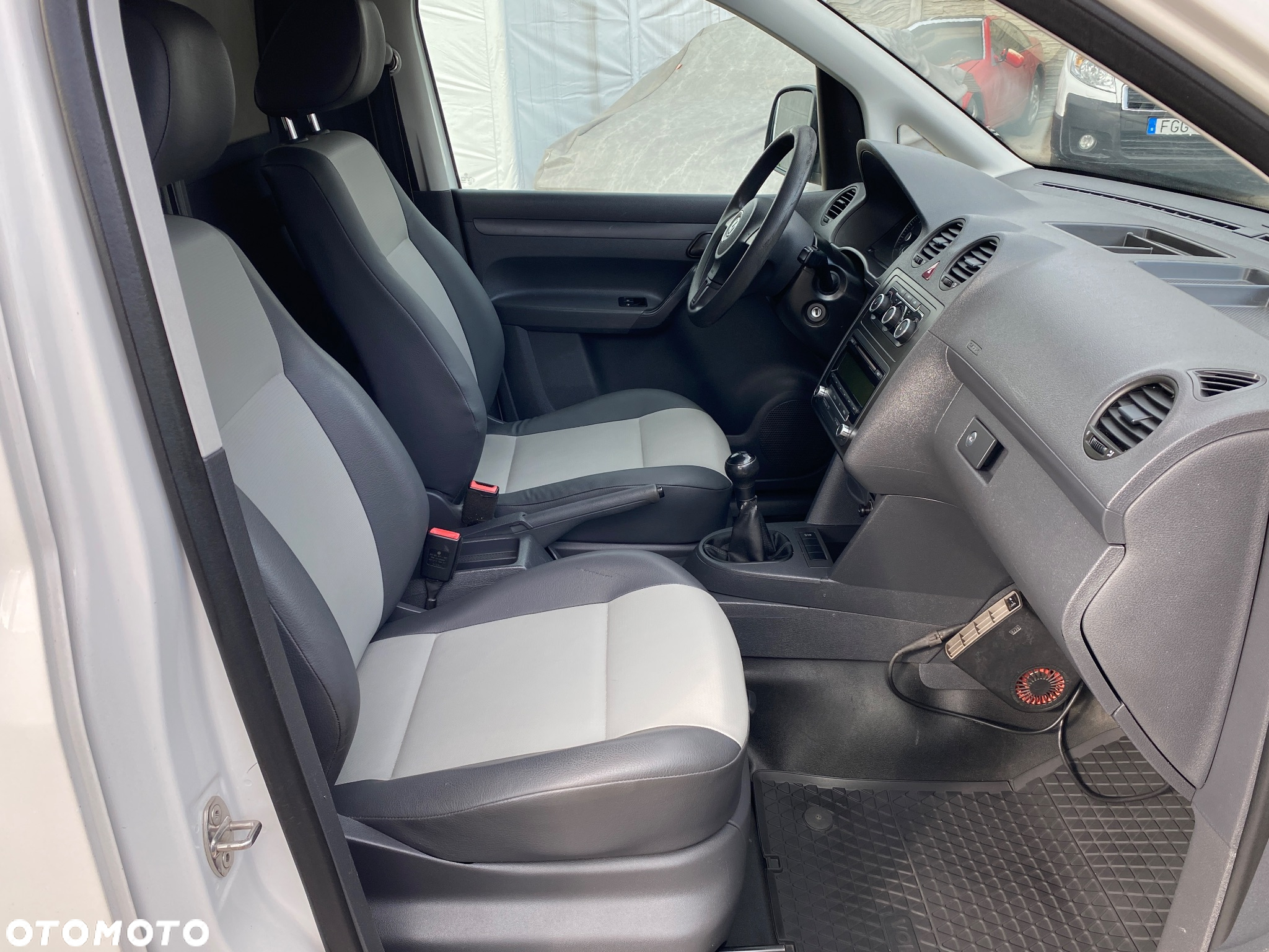 Volkswagen CADDY - 15