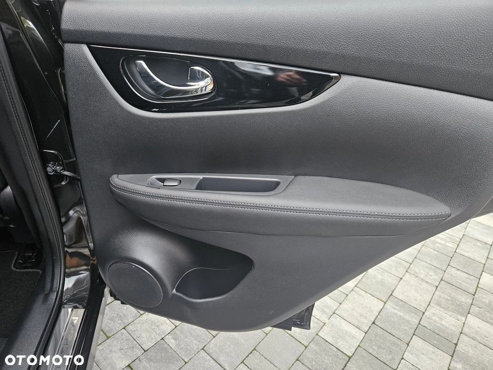 Nissan Qashqai 1.6 DIG-T TEKNA+ - 28