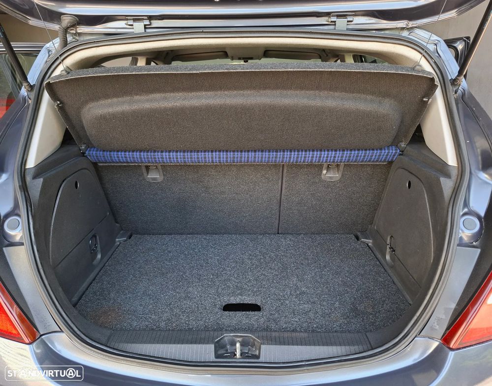 Opel Corsa 1.2 Cosmo - 18