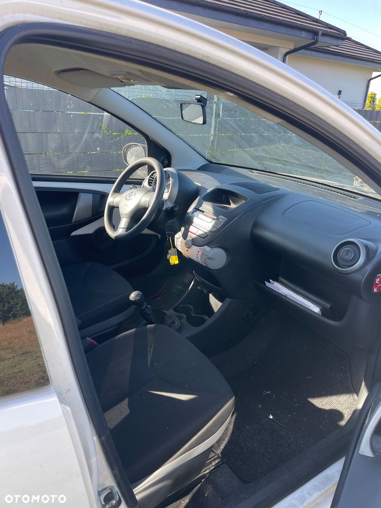 Toyota Aygo - 5