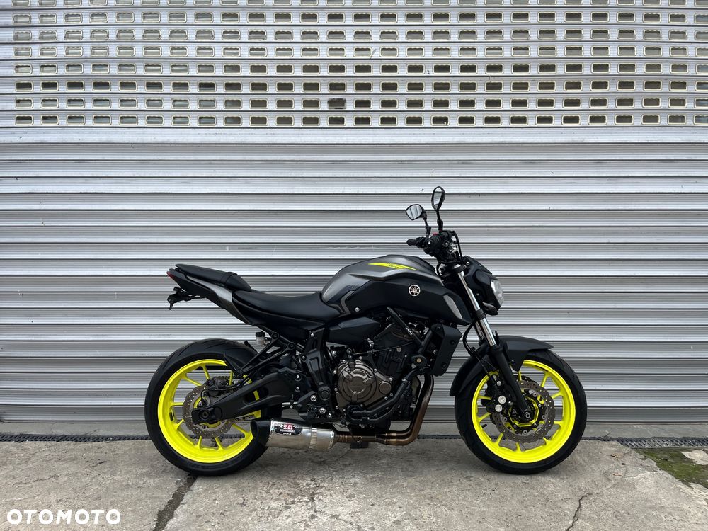 Yamaha MT - 4